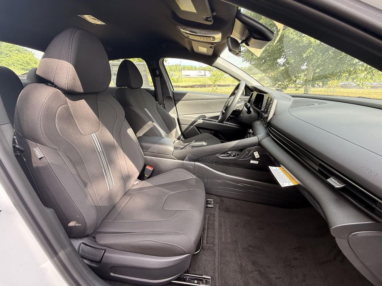New 2026 Serenity White Pearl Hyundai SEL Sport image 15