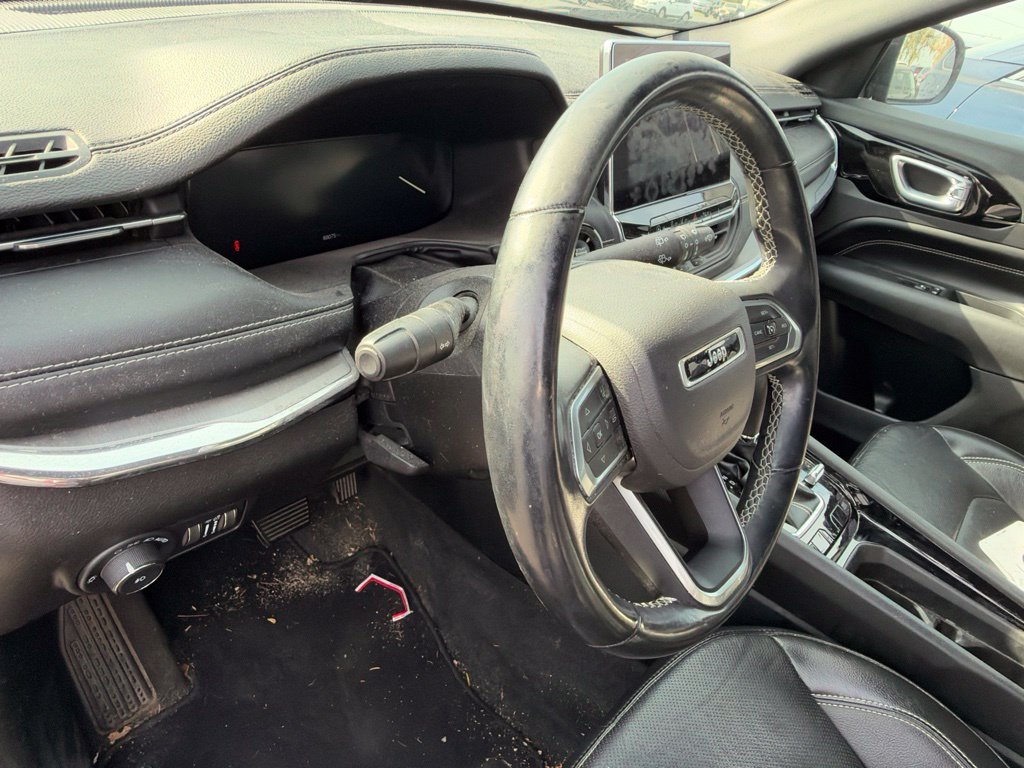 Used 2022 Red Jeep High Altitude image 14