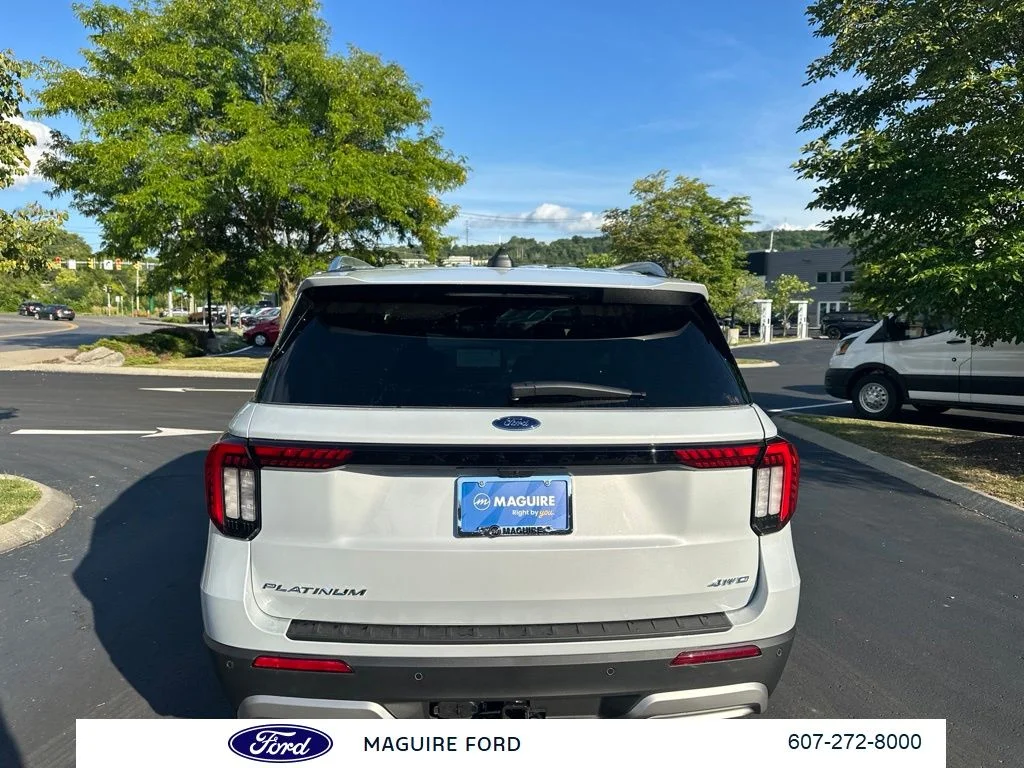 New 2026 Space White Metallic Ford Platinum™ image 5