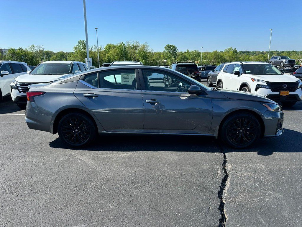 Used 2026 Gray Nissan 2.5 SV image 2