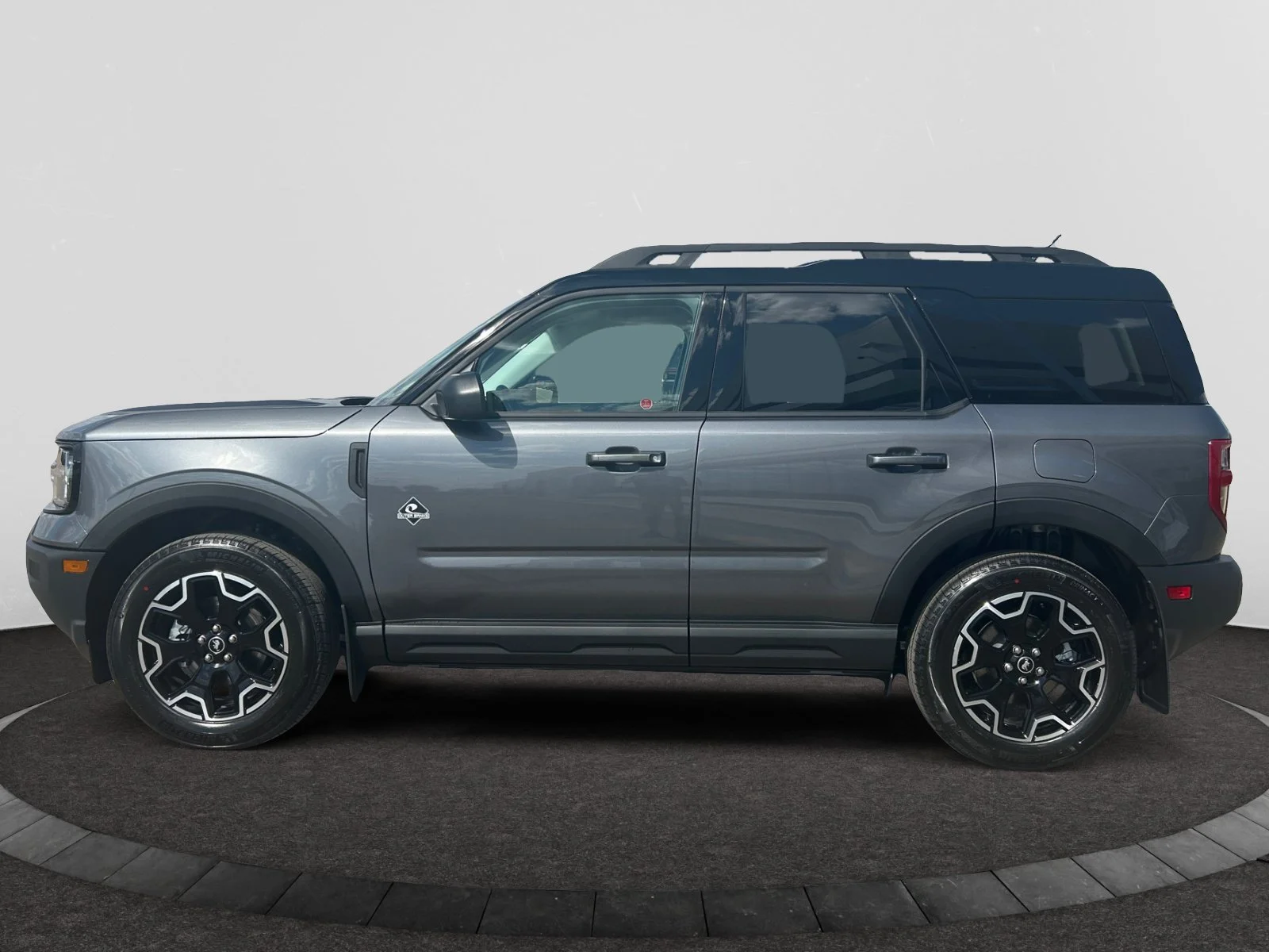 New 2026 Carbonized Grey Metallic Ford Outer Banks image 2