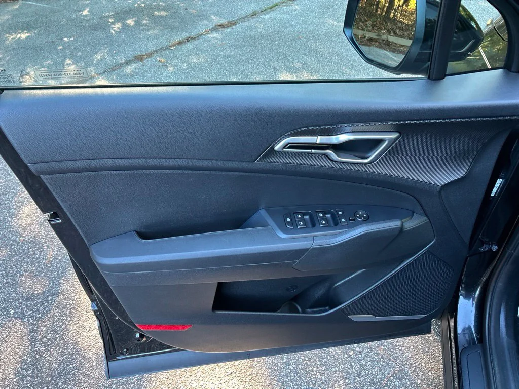 Used 2025 Black Kia LX image 13