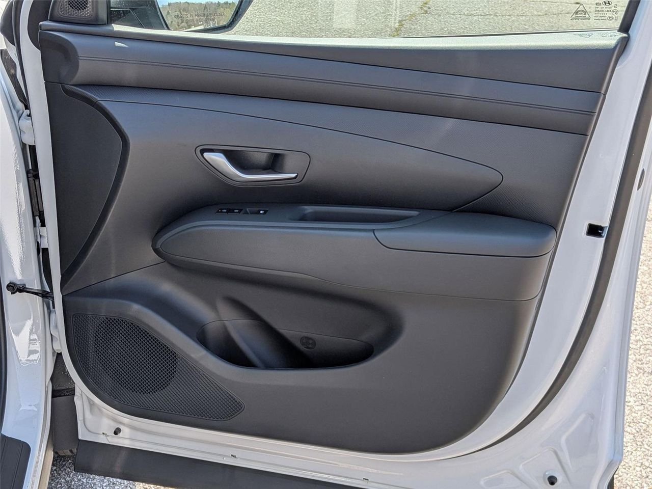New 2026 Serenity White Pearl Hyundai SEL AWD image 33