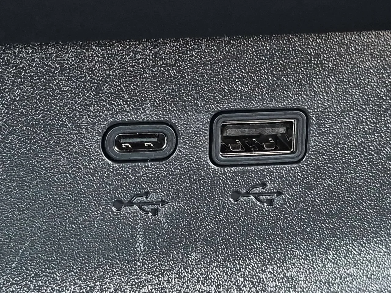 New 2027 Mosaic Black Metallic Chevrolet ACTIV image 34