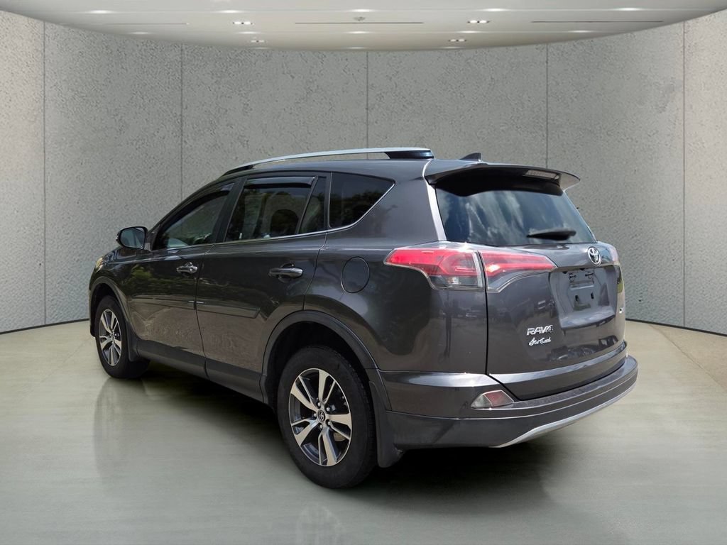 Used 2018 Magnetic Gray Metallic Toyota XLE image 7