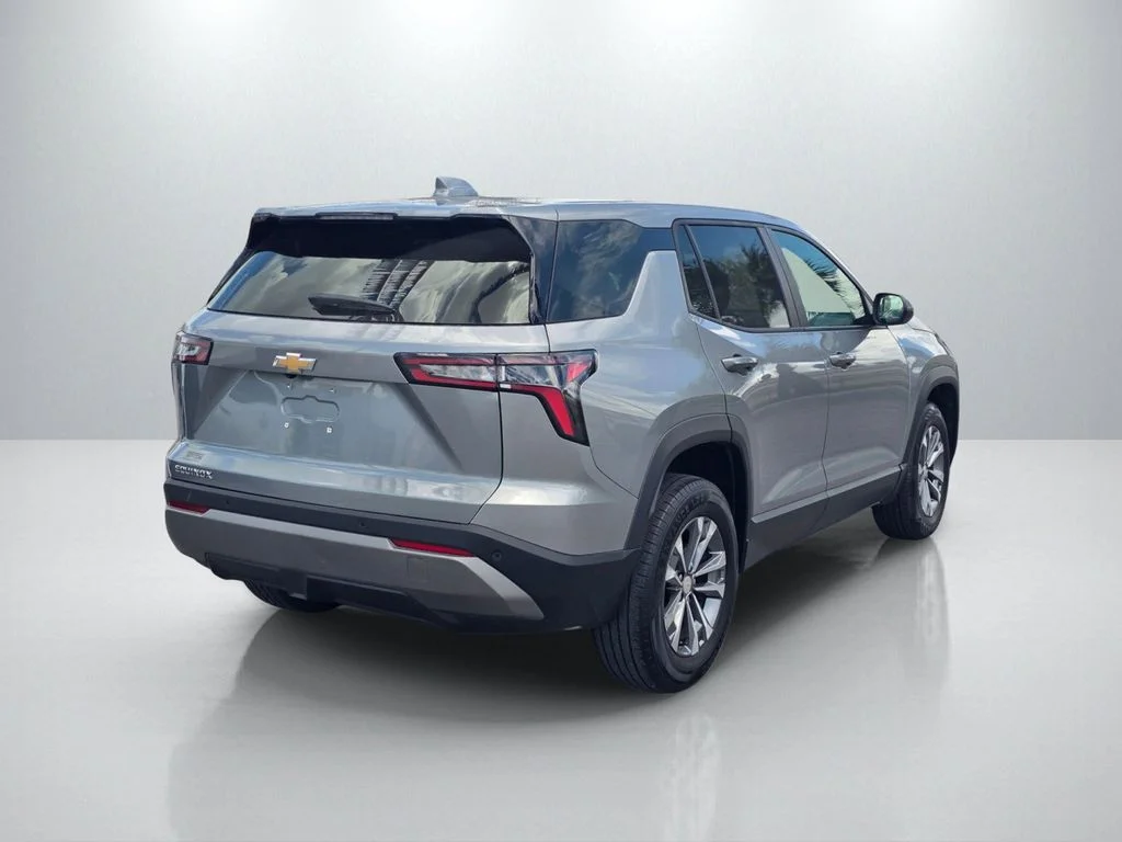 Used 2026 Gray Chevrolet LT image 5