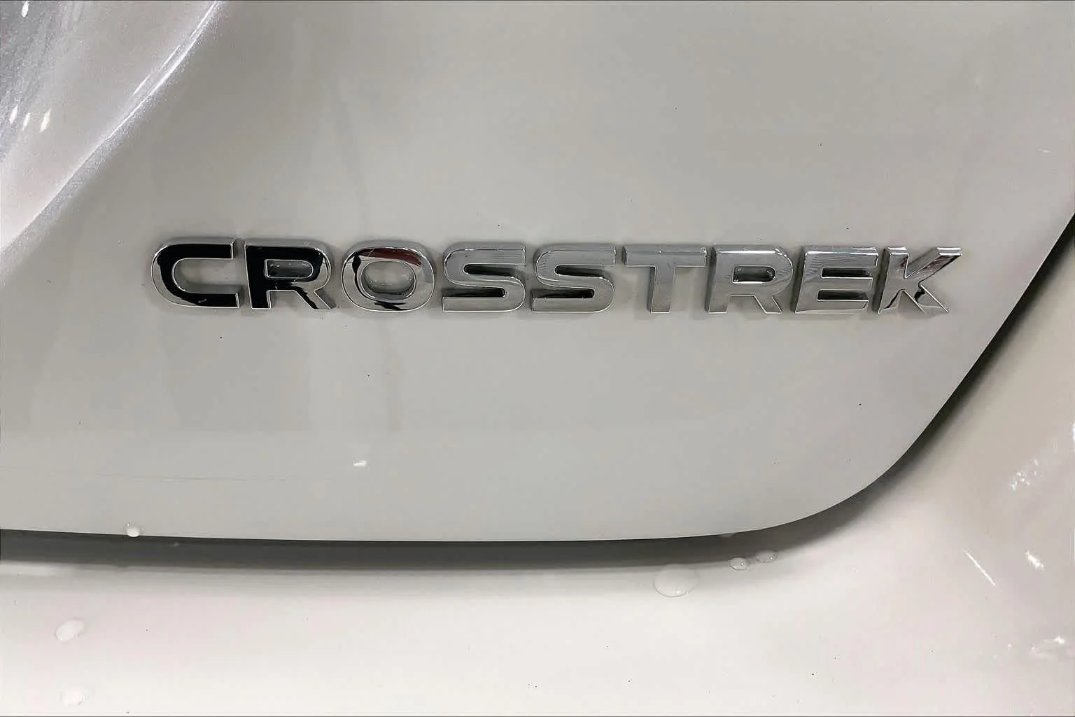 Used 2024 Crystal White Pearl Subaru Premium image 10