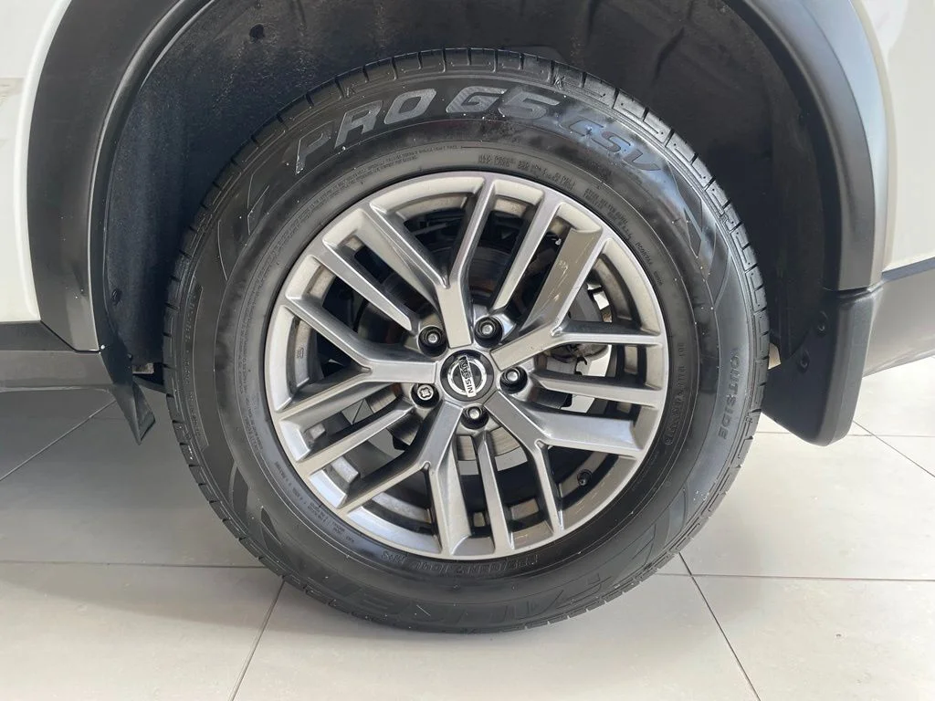 Certified Used 2021 White Nissan S image 17