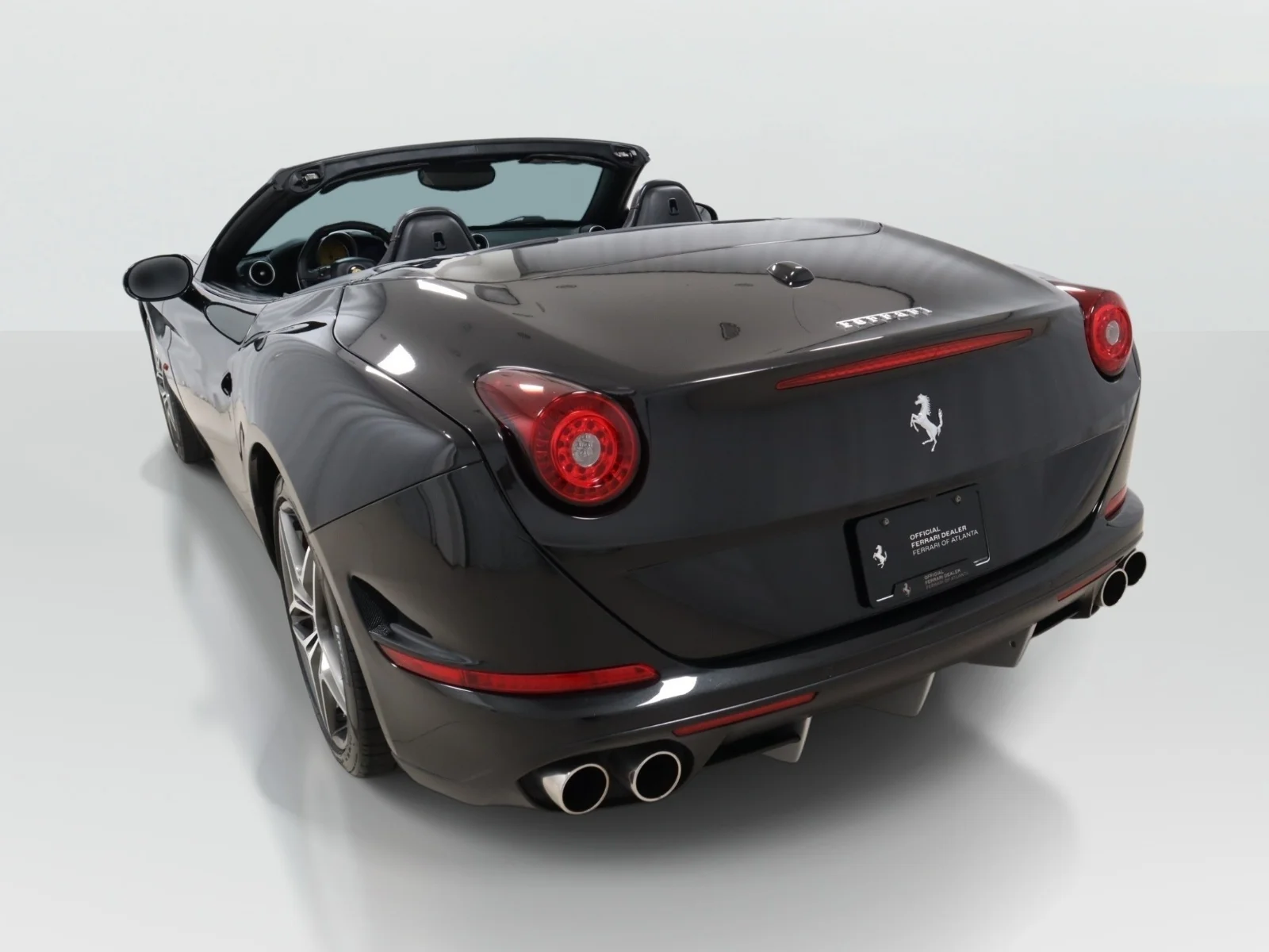 2016 Ferrari California T Base - Photo 13