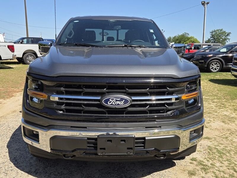 New 2026 Carbonized Gray Metallic Ford XLT image 2