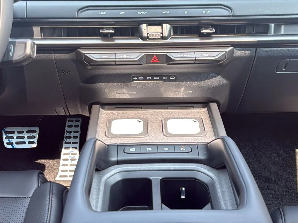 New 2027 Ebony Black Kia X-Line SX image 33