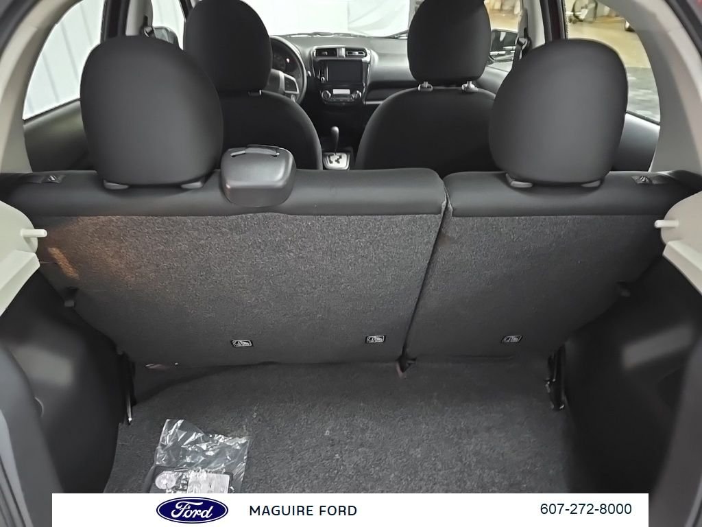 Used 2024 Red Mitsubishi ES image 14