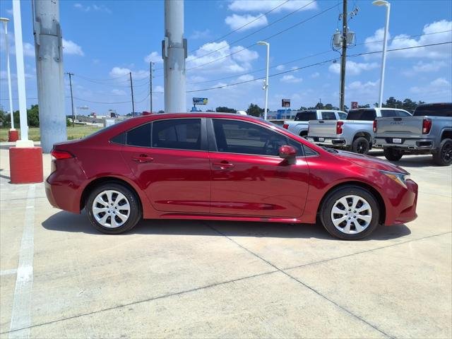 Certified Used 2022 RUBY FLARE PEARL Toyota  image 5