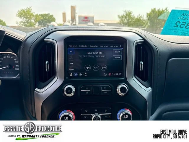 Used 2021 Summit White GMC SLE image 18