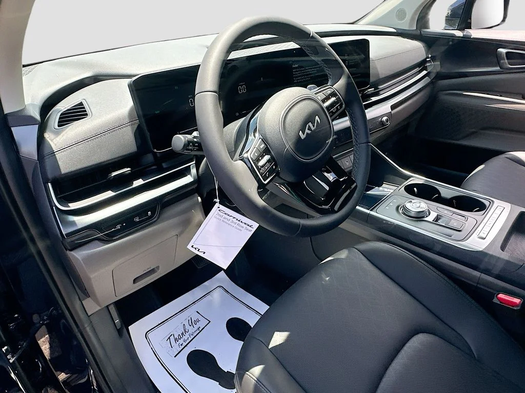 New 2026 Deep Chroma Blue Kia LXS image 9