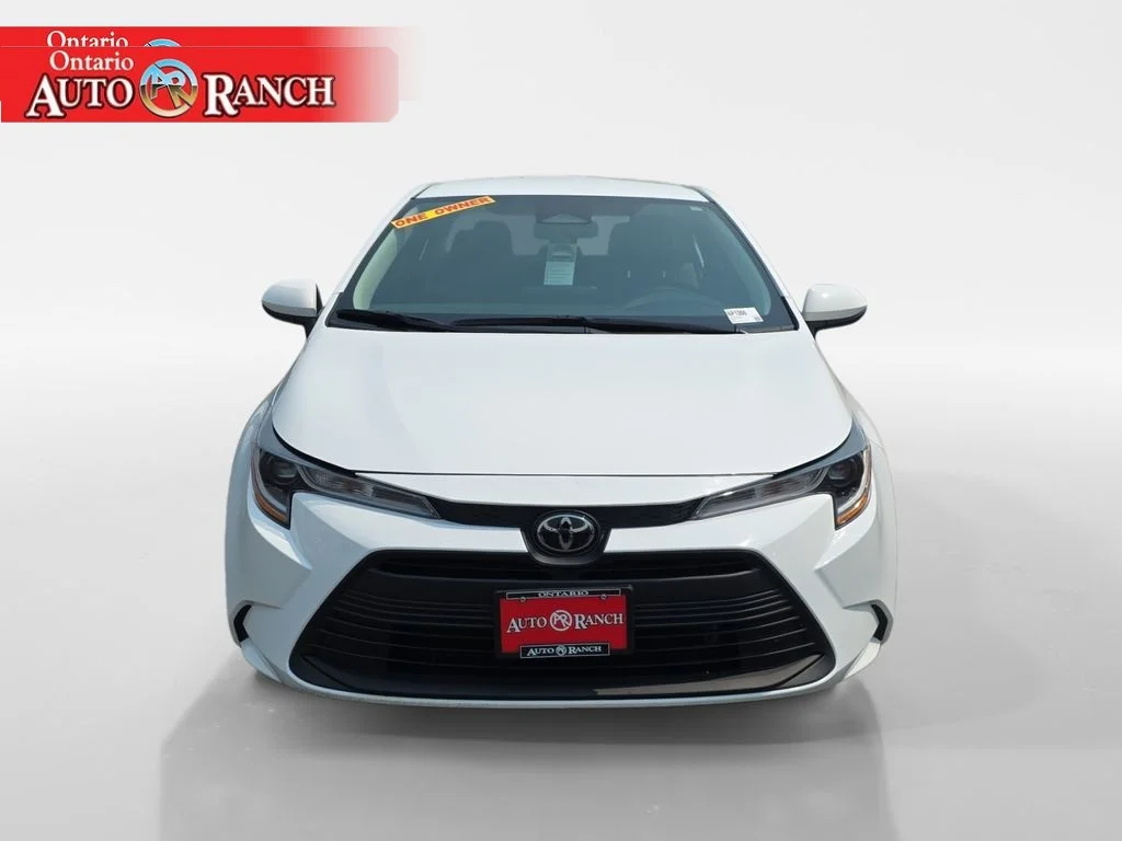 Used 2024 Ice Cap Toyota LE image 8