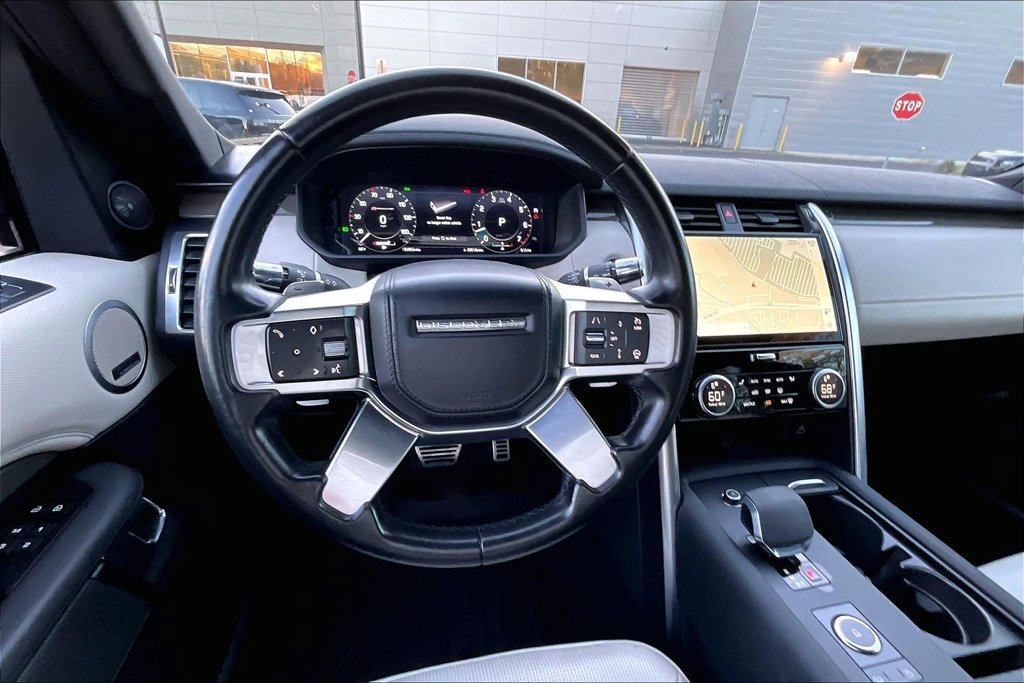 Used 2021 Brown Land Rover HSE R-Dynamic image 5