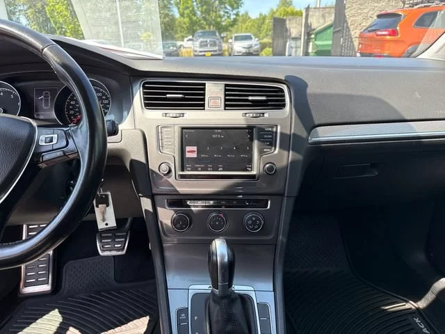 Used 2017 Platinum Gray Metallic Volkswagen S image 19