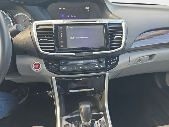 Used 2016  Honda EX-L image 22