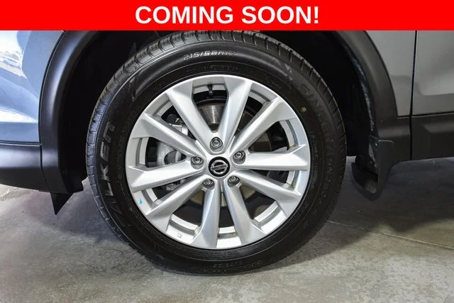 Used 2019 Gray Nissan S image 13