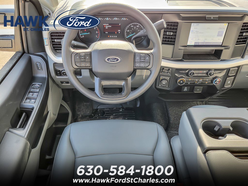 New 2026 Oxford White Ford F-250® XL image 10