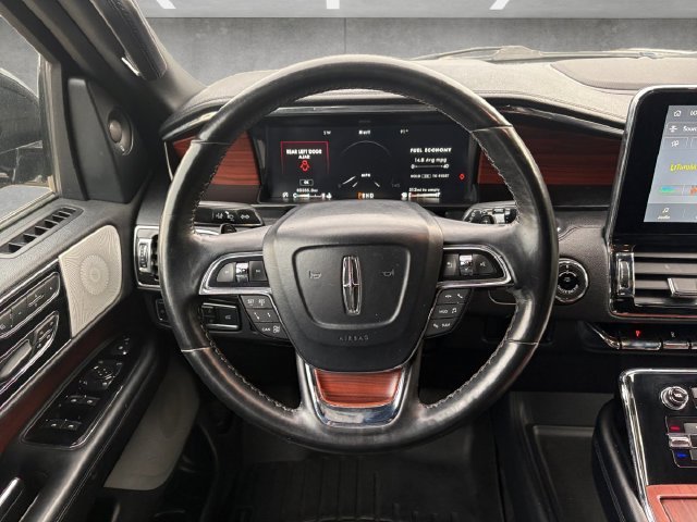 Used 2021 Black Lincoln Reserve image 21