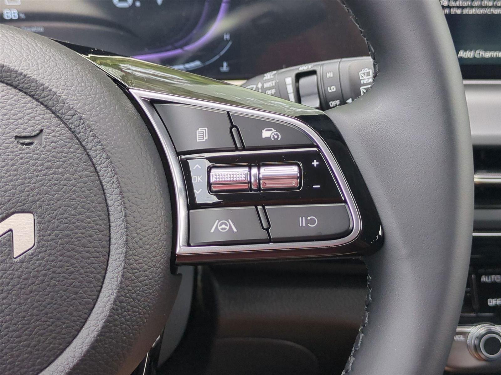 New 2026 Gravity Gray Kia S image 21