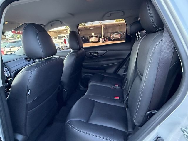 Used 2019 Silver Nissan SV image 12