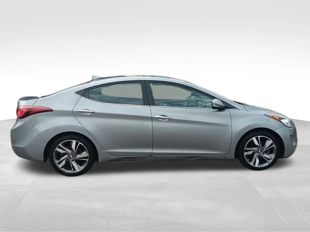 Used 2015 Titanium Gray Metallic Hyundai Limited image 8
