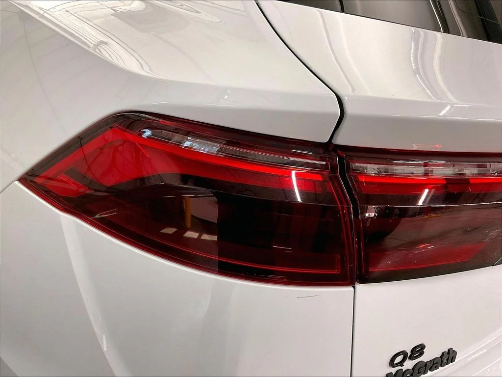 Used 2024 White Audi 55 Premium Plus image 35