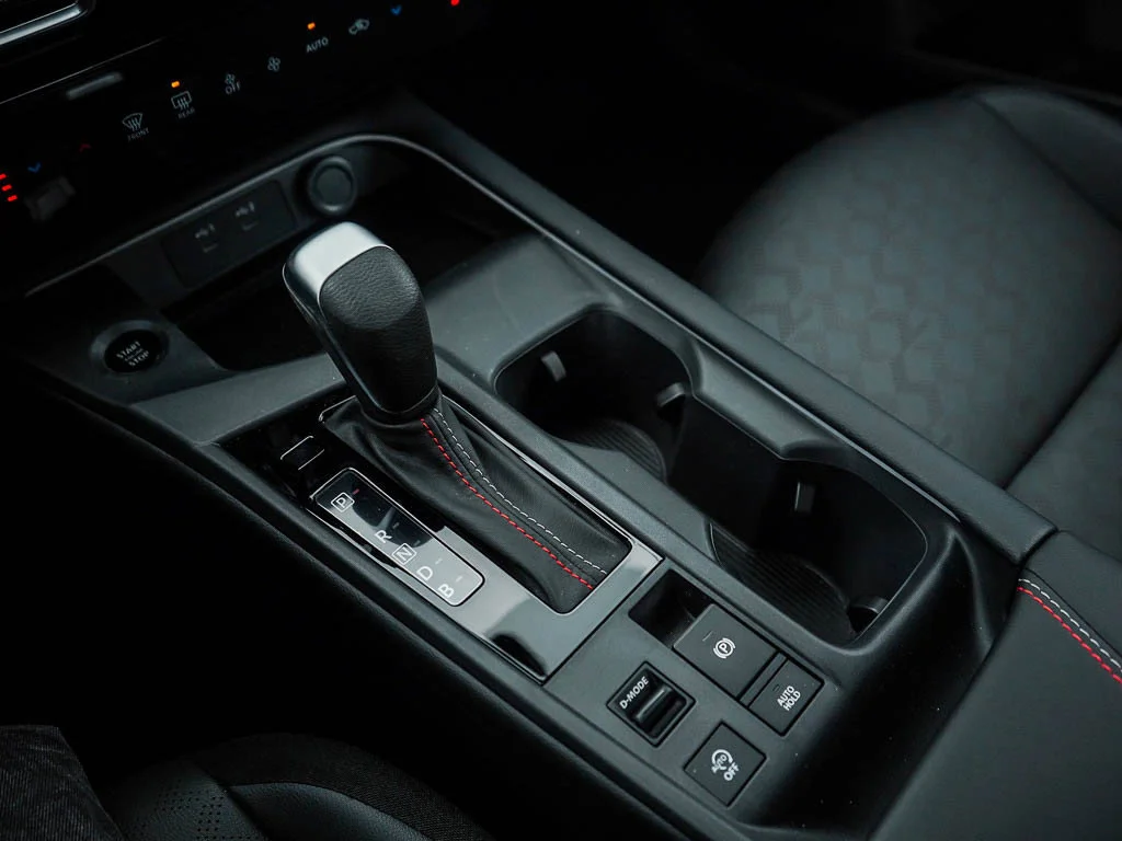 New 2026 Atlantic Gray Metallic Nissan SR image 25