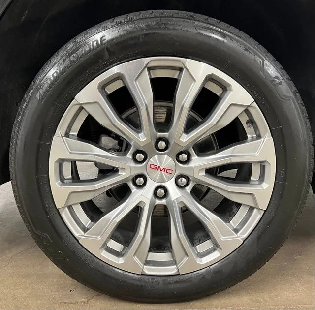 Used 2024 Black GMC Denali image 8