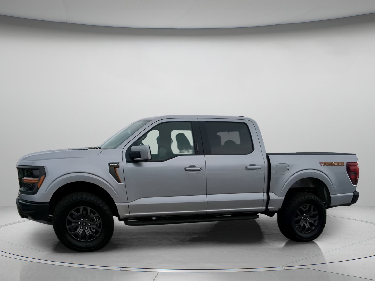 New 2026 Iconic Silver Metallic Ford Tremor® image 12