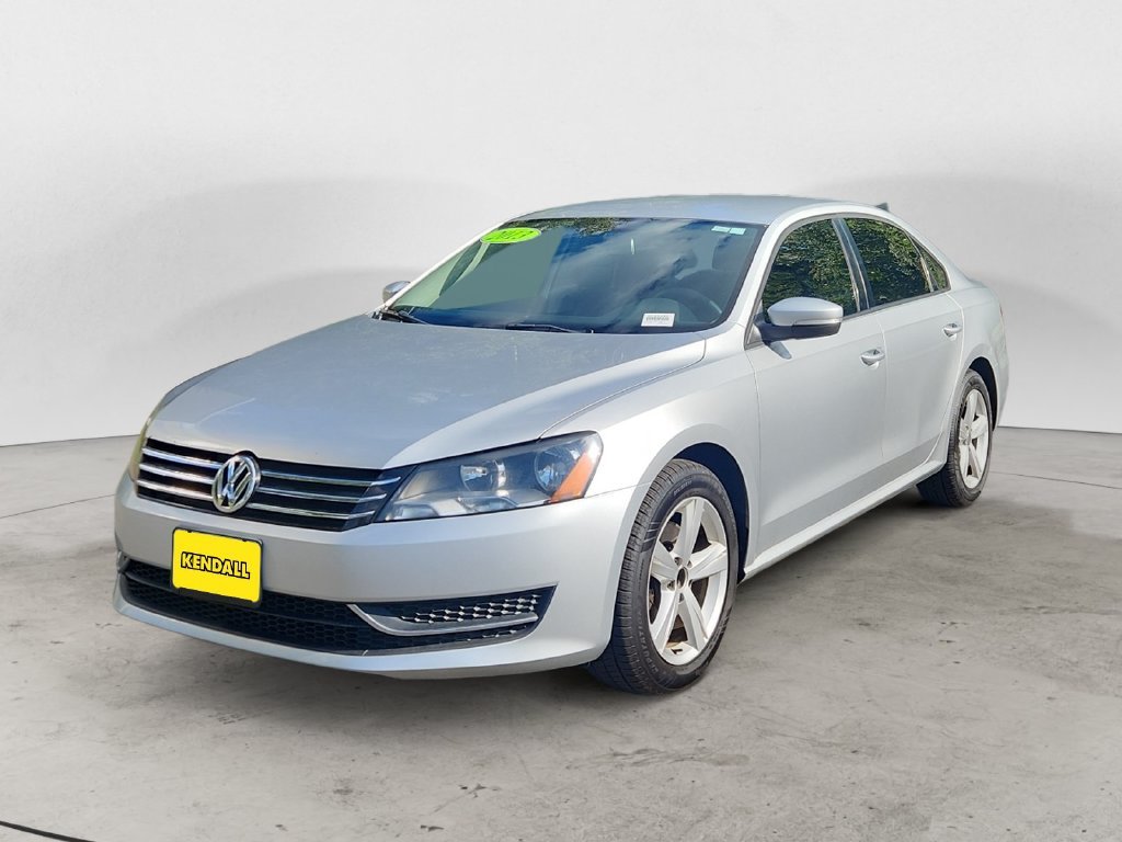 Used 2013 Silver Volkswagen 2.5 S image 1