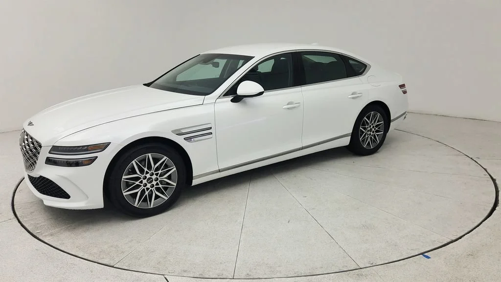 Used 2026  Genesis 2.5T image 3
