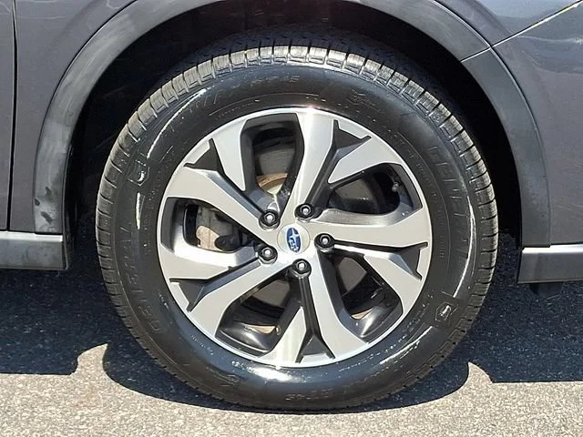 Used 2021 Gray Subaru Touring XT image 9