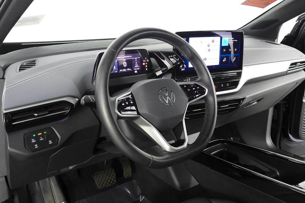 Certified Used 2023 Black Volkswagen Pro S image 31