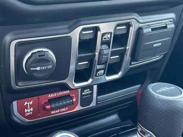 Used 2023 Gray Jeep Mojave image 29