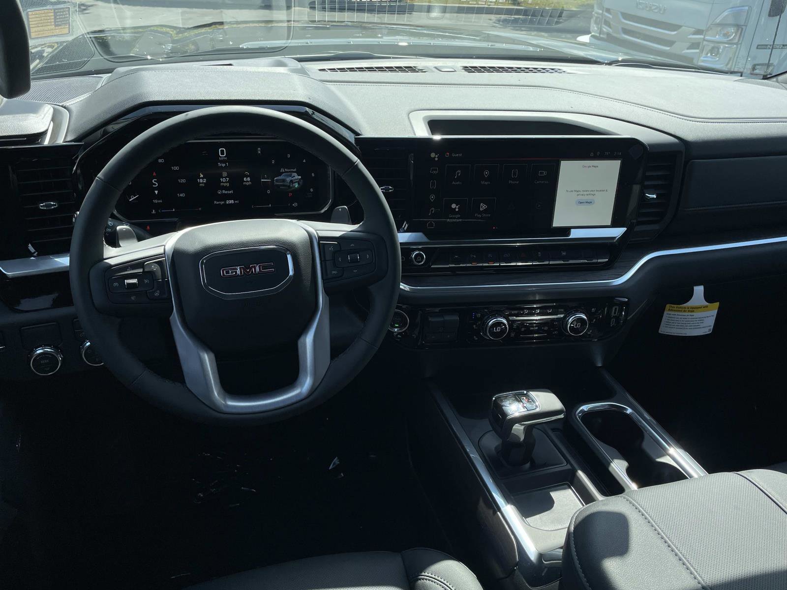2026 GMC Sierra 1500 SLT - Photo 9