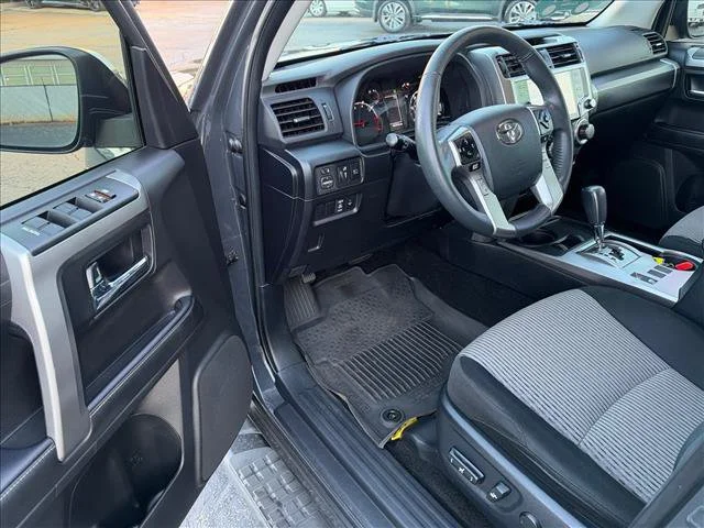 2024 Toyota 4Runner SR5 - Photo 15