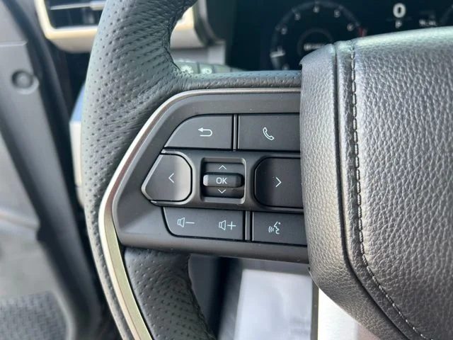 2026 Toyota Tacoma TRD Sport - Photo 18