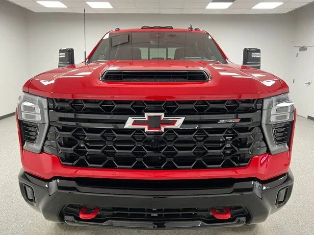 Used 2024 Red Chevrolet ZR2 image 3