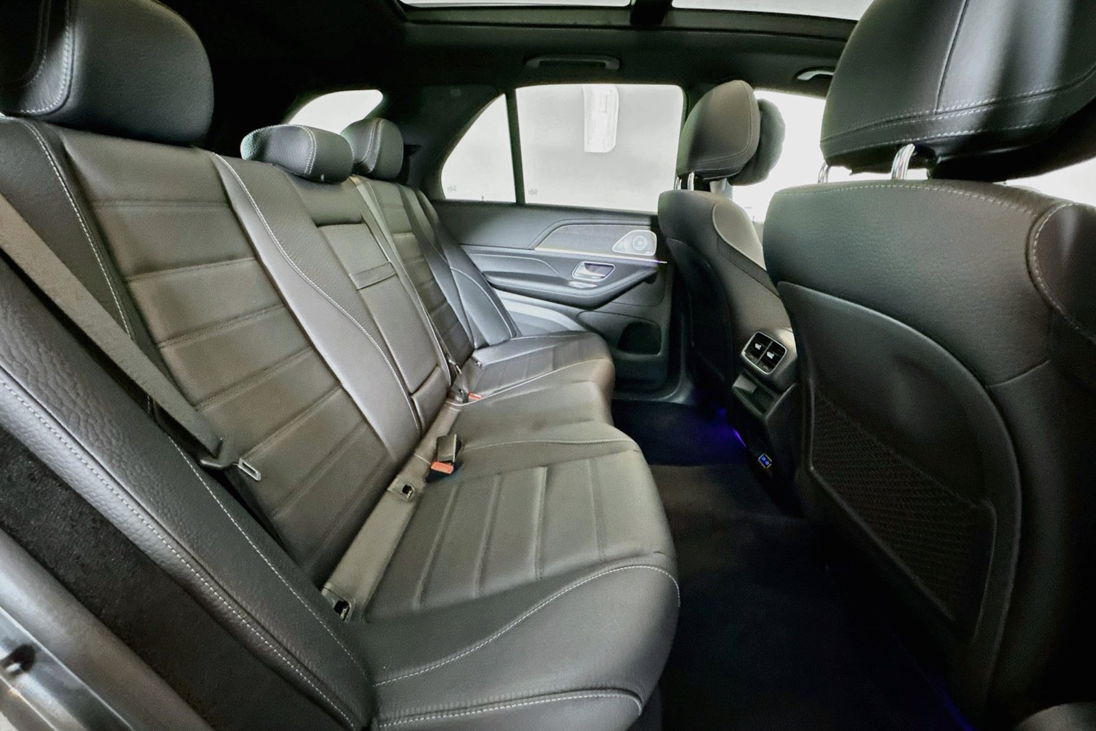 New 2026 Selenite Grey Metallic Mercedes-Benz GLE 580 image 25
