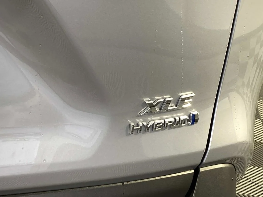 Used 2023 Silver Sky Metallic Toyota XLE image 9