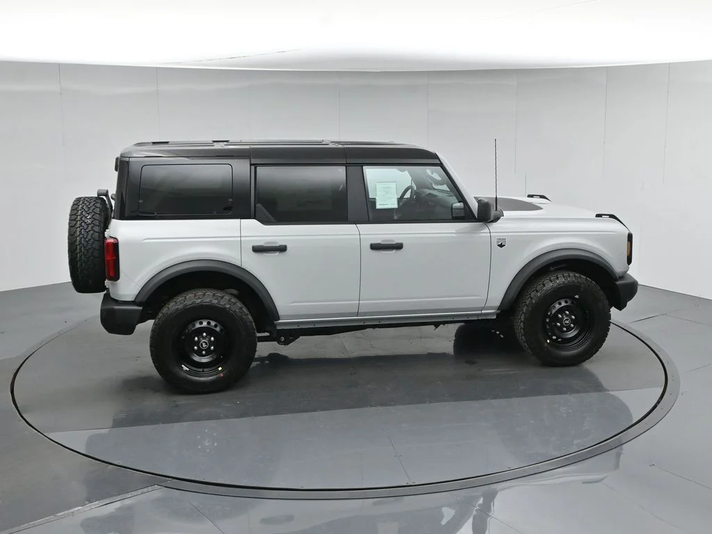 New 2026 Avalanche Gray Ford Big Bend image 41