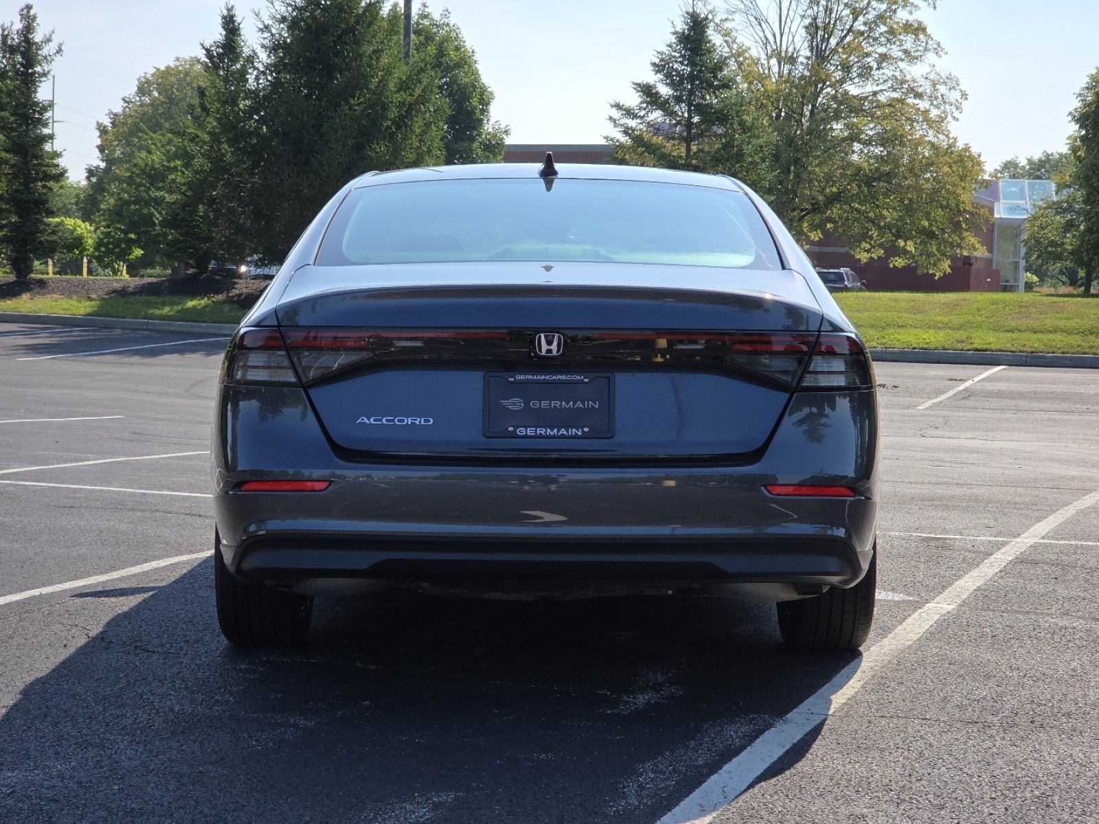 Certified Used 2025 Meteorite Gray Metallic Honda SE image 19