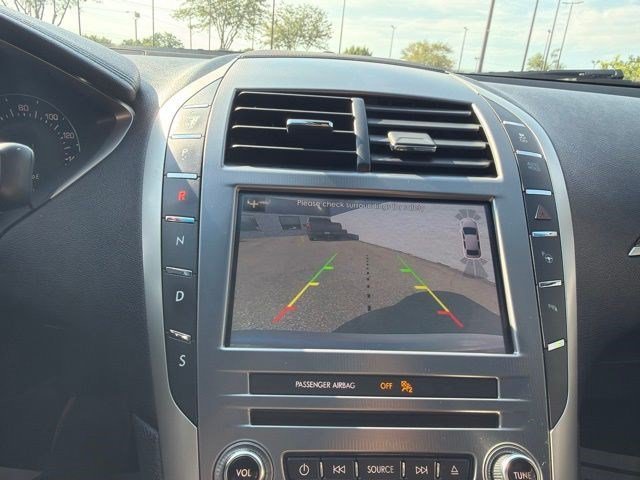 Used 2017 Ingot Silver Lincoln Reserve image 32