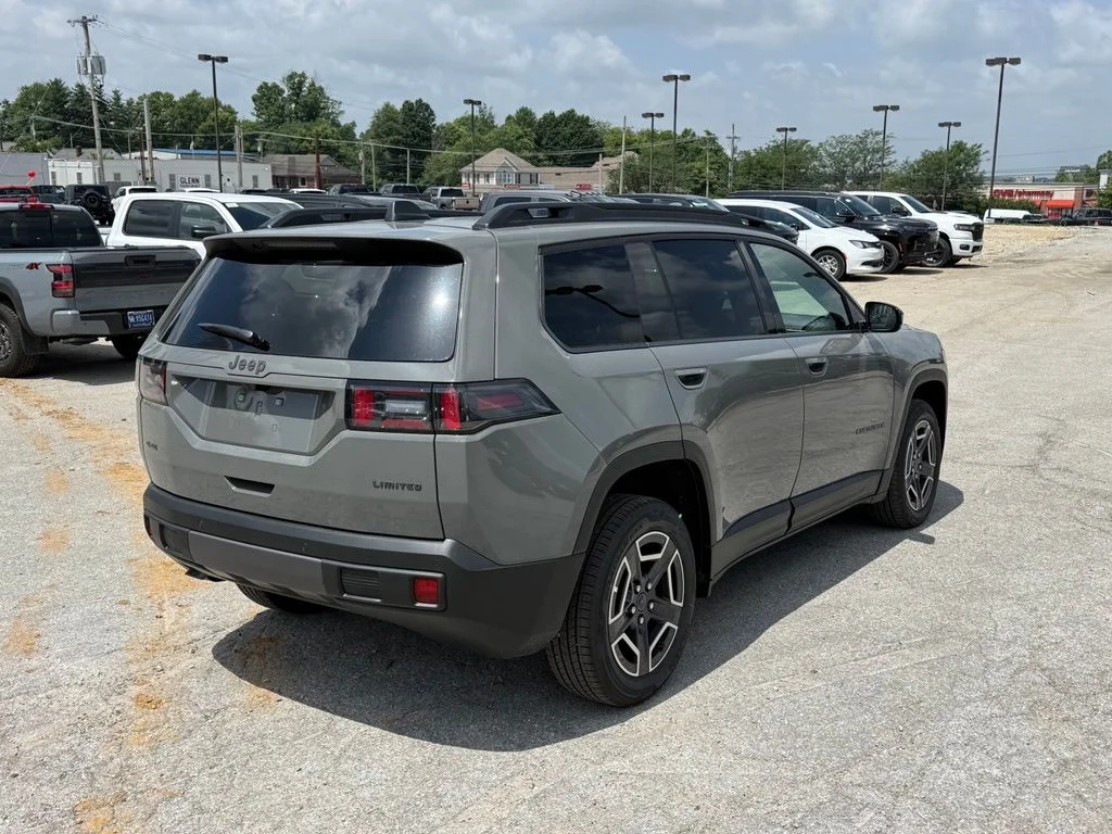 New 2026 Sting-Gray Clear-Coat Exterior Paint Jeep Limited image 6