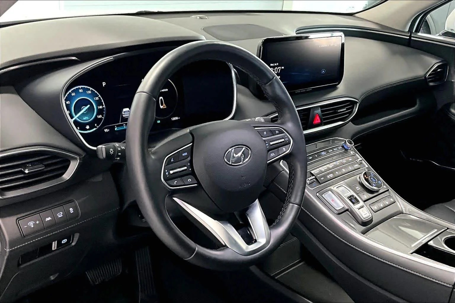 Used 2023 Serenity White Pearl Hyundai Limited image 2