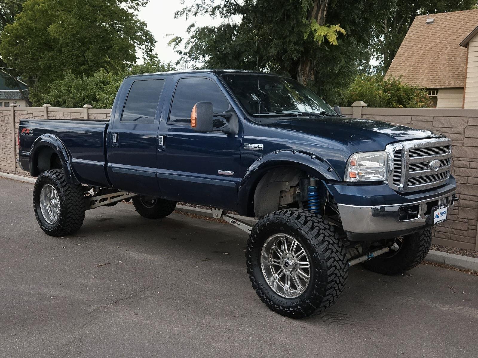 Used 2007  FORD XL image 3